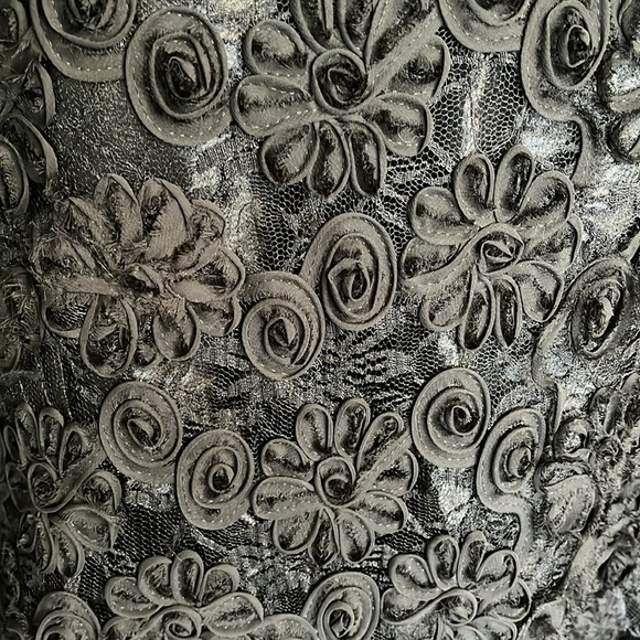 Black tie fully lined rosette maxi skirt size large - Picture 3 of 10